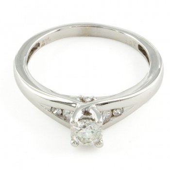 9ct White Gold Diamond 40pt Ring Size J